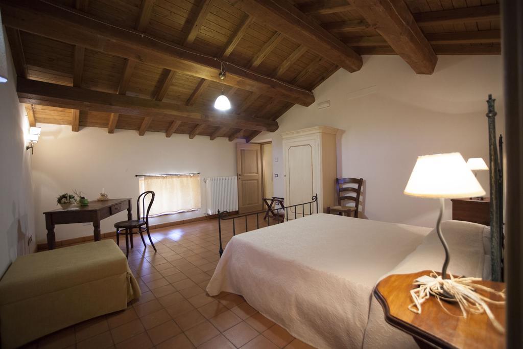 Colle d'Anchise Albergo Diffuso La Piana Dei Mulini חדר תמונה
