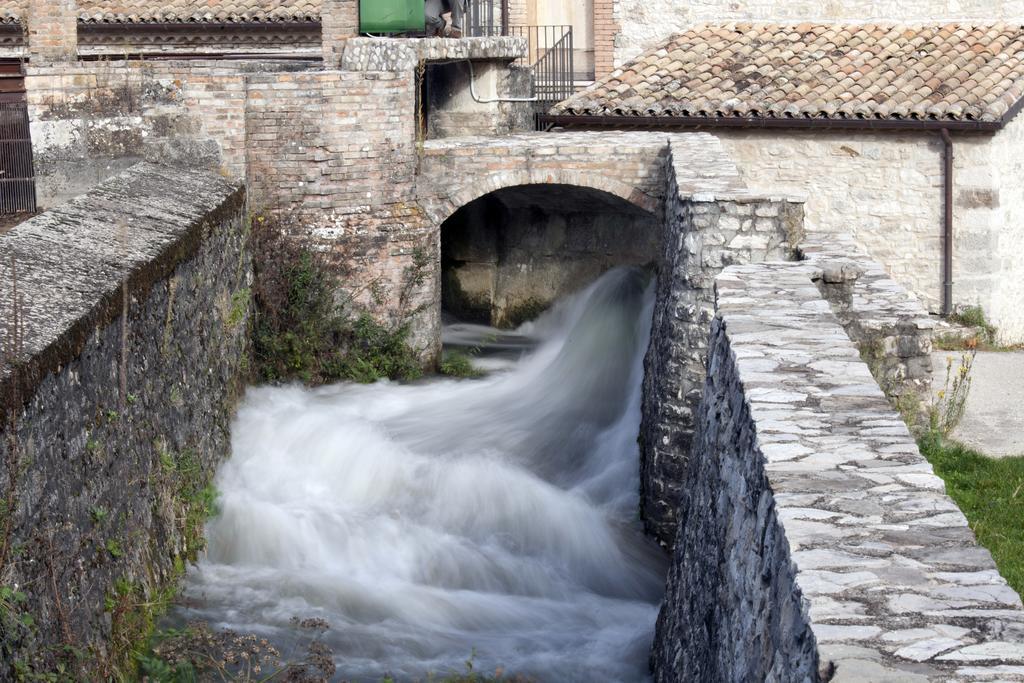 Colle d'Anchise Albergo Diffuso La Piana Dei Mulini מראה חיצוני תמונה